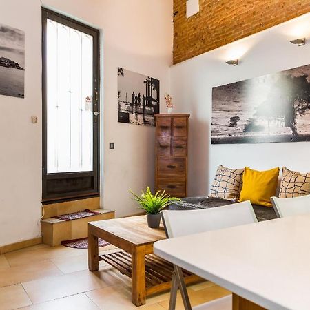 Fridays Flats Dreamy Duplex - Stylish Beach Loft Барселона Екстер'єр фото