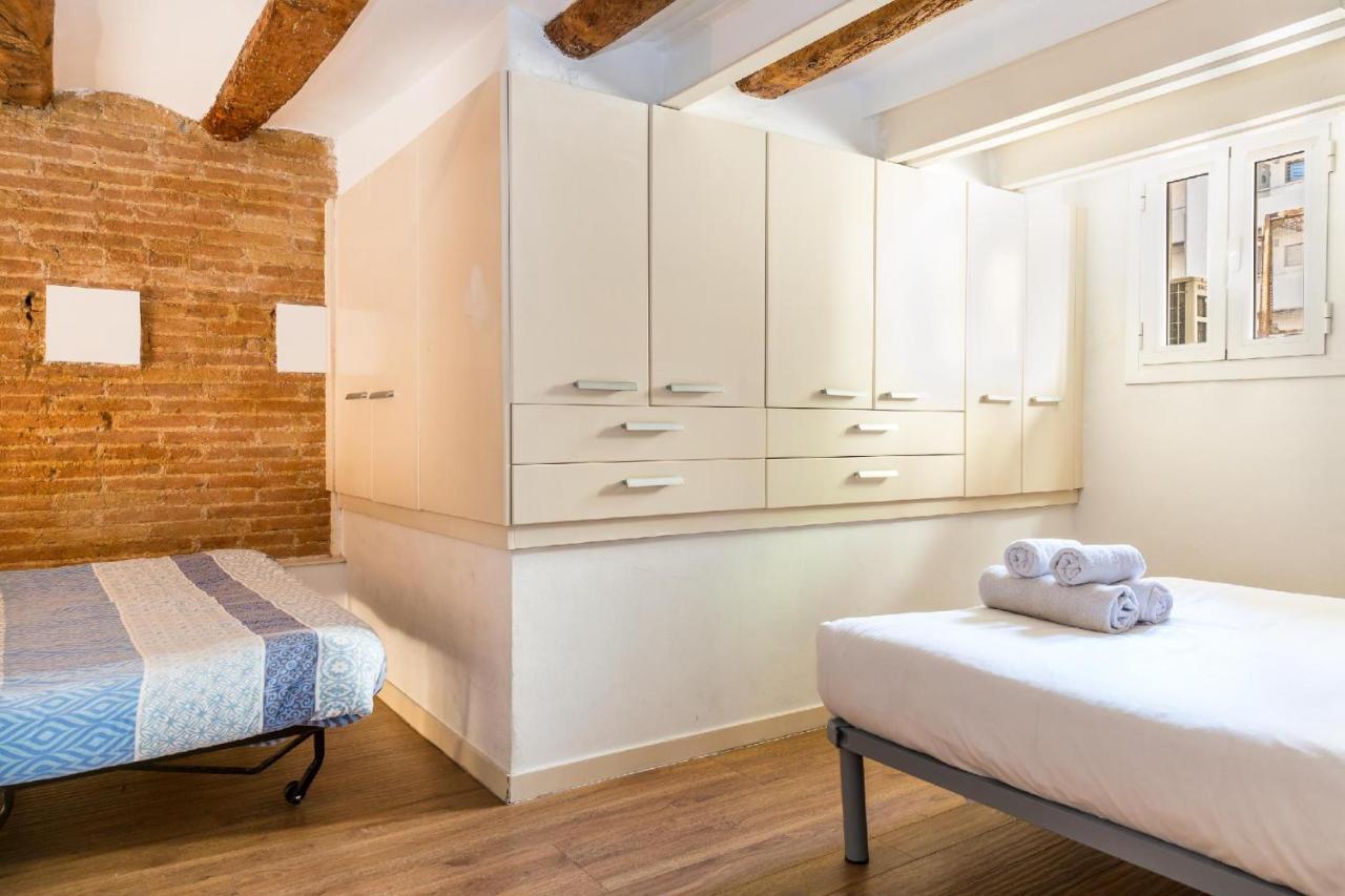 Fridays Flats Dreamy Duplex - Stylish Beach Loft Барселона Екстер'єр фото