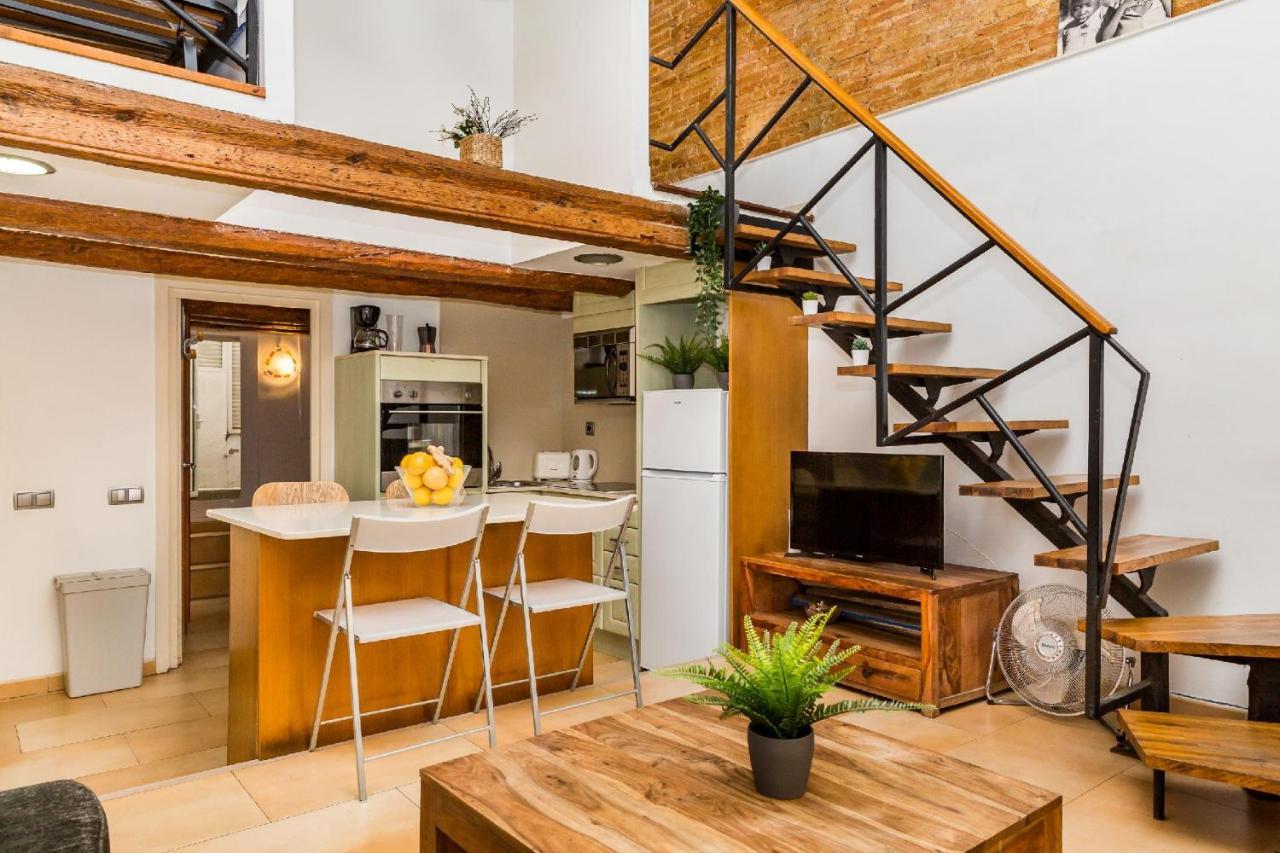 Fridays Flats Dreamy Duplex - Stylish Beach Loft Барселона Екстер'єр фото
